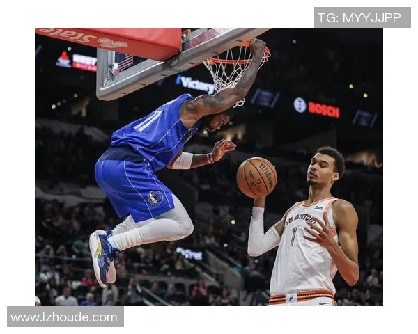 2020年马刺与独行侠激战回顾:一场精彩的西部对决与篮球魅力的碰撞 2020年马刺与独行侠激战回顾:一场精彩的西部对决与篮球魅力的碰撞